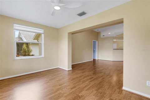 House in Bradenton, Florida 2 bedrooms, 126.35 sq.m. № 2267142 - photo 16