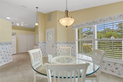 House in Bradenton, Florida 2 bedrooms, 126.35 sq.m. № 2267142 - photo 23