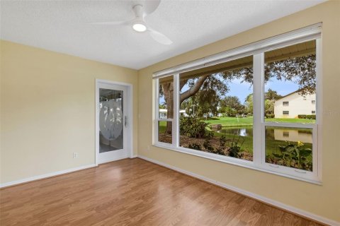 House in Bradenton, Florida 2 bedrooms, 126.35 sq.m. № 2267142 - photo 12