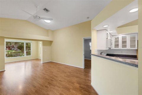 House in Bradenton, Florida 2 bedrooms, 126.35 sq.m. № 2267142 - photo 6