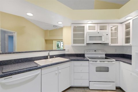 House in Bradenton, Florida 2 bedrooms, 126.35 sq.m. № 2267142 - photo 28