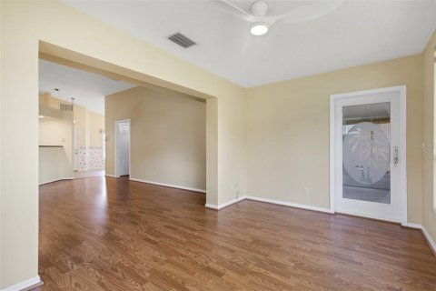 House in Bradenton, Florida 2 bedrooms, 126.35 sq.m. № 2267142 - photo 11