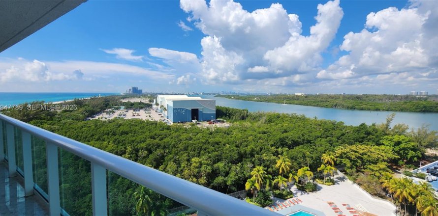 Condo in Sunny Isles Beach, Florida, 1 bedroom  № 2003886