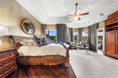 Купить виллу или дом в Уэстон, Флорида 5 спален, 400.32м2, № 2042923 - фото 28