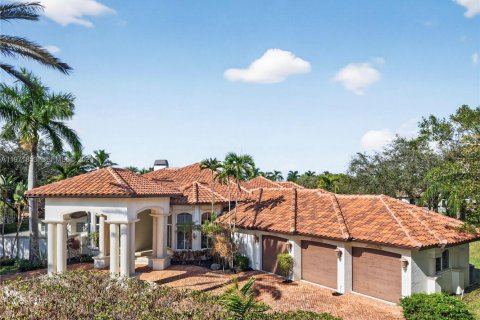 Купить виллу или дом в Уэстон, Флорида 5 спален, 400.32м2, № 2042923 - фото 7