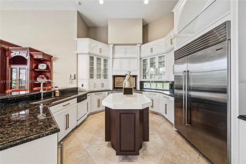 Купить виллу или дом в Уэстон, Флорида 5 спален, 400.32м2, № 2042923 - фото 23