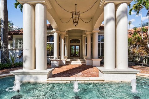 Купить виллу или дом в Уэстон, Флорида 5 спален, 400.32м2, № 2042923 - фото 6