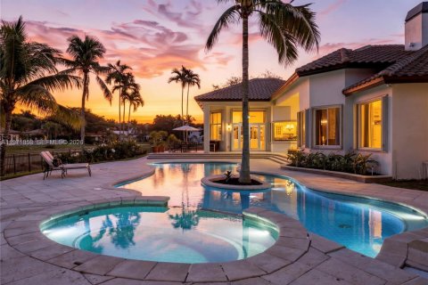 Купить виллу или дом в Уэстон, Флорида 5 спален, 400.32м2, № 2042923 - фото 8