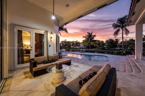 Купить виллу или дом в Уэстон, Флорида 5 спален, 400.32м2, № 2042923 - фото 9