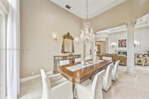 Купить виллу или дом в Уэстон, Флорида 5 спален, 400.32м2, № 2042923 - фото 18