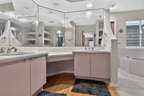 Casa en venta en Sarasota, Florida, 4 dormitorios, 234.3 m2 № 2200427 - foto 14