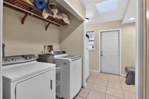 Casa en venta en Sarasota, Florida, 4 dormitorios, 234.3 m2 № 2200427 - foto 26
