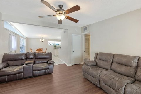 Casa en venta en Bradenton, Florida, 3 dormitorios, 129.13 m2 № 2204054 - foto 7