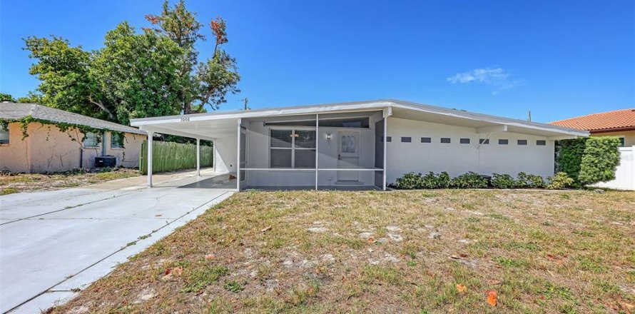 Casa en Bradenton, Florida 3 dormitorios, 129.13 m2 № 2204054