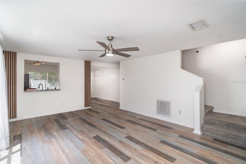 Casa en venta en Fish Hawk, Florida, 4 dormitorios, 125.88 m2 № 1919543 - foto 9
