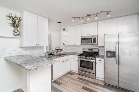 Casa en venta en Fish Hawk, Florida, 4 dormitorios, 125.88 m2 № 1919543 - foto 15