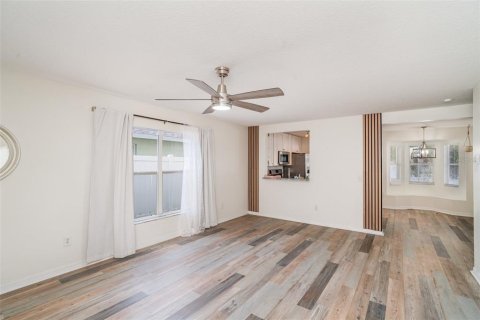 Casa en venta en Fish Hawk, Florida, 4 dormitorios, 125.88 m2 № 1919543 - foto 7