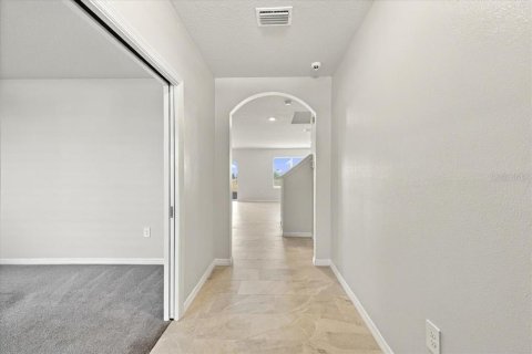 Villa ou maison à louer à Bradenton, Floride: 5 chambres, 248.42 m2 № 2378960 - photo 9