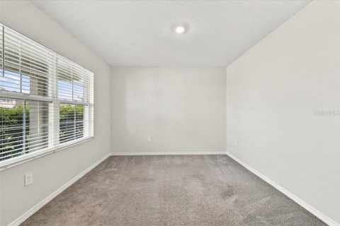 Villa ou maison à louer à Bradenton, Floride: 5 chambres, 248.42 m2 № 2378960 - photo 8