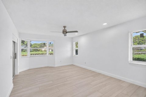 Casa en venta en Delray Beach, Florida, 3 dormitorios, 186.18 m2 № 2382676 - foto 15