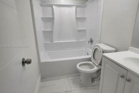 Adosado en alquiler en Homestead, Florida, 2 dormitorios, 104.05 m2 № 2052201 - foto 8