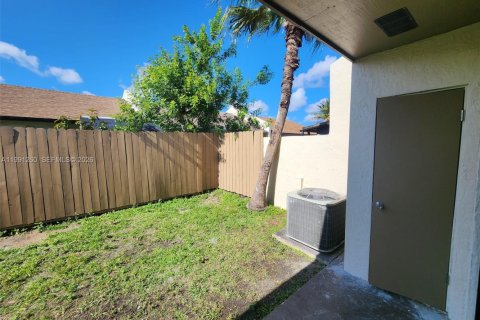 Adosado en alquiler en Homestead, Florida, 2 dormitorios, 104.05 m2 № 2052201 - foto 12