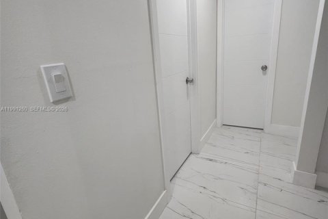 Adosado en alquiler en Homestead, Florida, 2 dormitorios, 104.05 m2 № 2052201 - foto 2