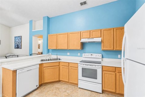 Villa ou maison à vendre à Maitland, Floride: 4 chambres, 167.22 m2 № 2420507 - photo 8