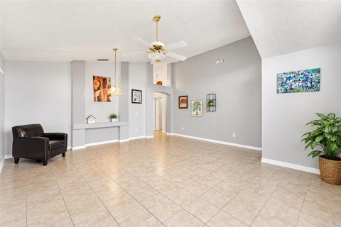 Villa ou maison à vendre à Maitland, Floride: 4 chambres, 167.22 m2 № 2420507 - photo 5