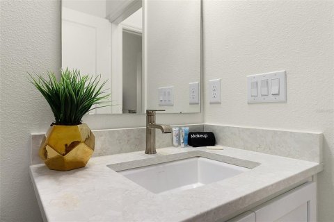 House in TIVOLI RESERVE in Davenport, Florida 5 bedrooms, 351.08 sq.m. № 1858248 - photo 8