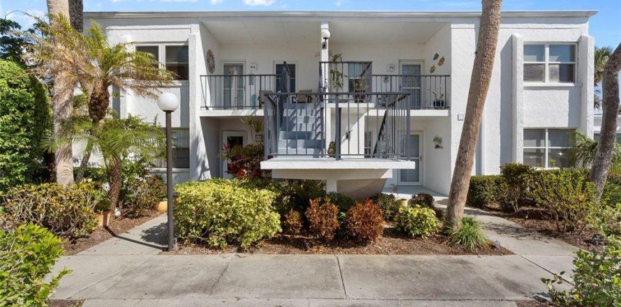 Condo in Venice, Florida, 2 bedrooms  № 1556194