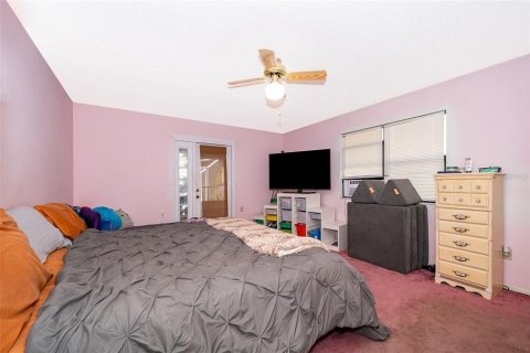 House in Eustis, Florida 4 bedrooms, 167.5 sq.m. № 1592809 - photo 12