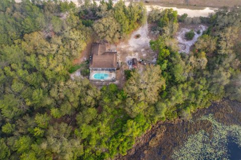 House in Eustis, Florida 4 bedrooms, 167.5 sq.m. № 1592809 - photo 26