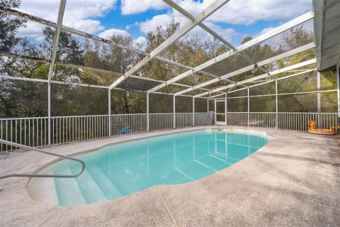 House in Eustis, Florida 4 bedrooms, 167.5 sq.m. № 1592809 - photo 3