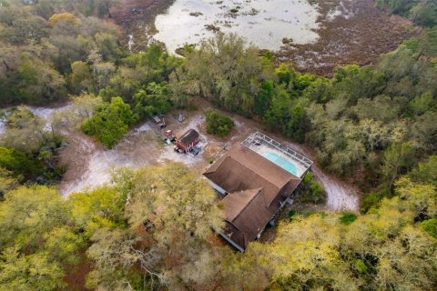 House in Eustis, Florida 4 bedrooms, 167.5 sq.m. № 1592809 - photo 22