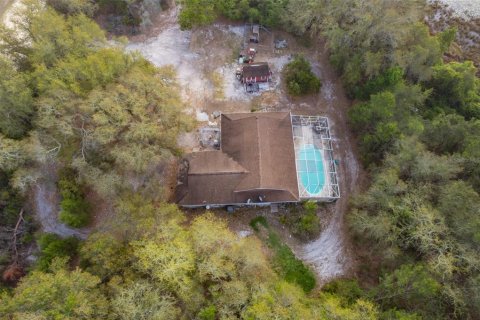 House in Eustis, Florida 4 bedrooms, 167.5 sq.m. № 1592809 - photo 23