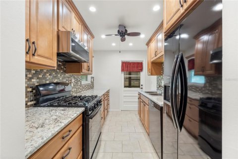 Copropriété à vendre à Saint Petersburg, Floride: 2 chambres, 91.51 m2 № 2230759 - photo 12