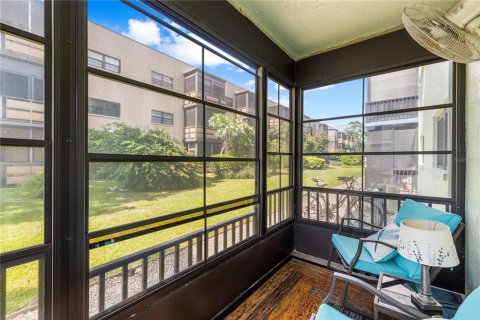 Copropriété à vendre à Saint Petersburg, Floride: 2 chambres, 91.51 m2 № 2230759 - photo 26