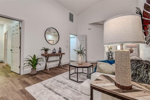 Casa en venta en Saint Petersburg, Florida, 3 dormitorios, 130.25 m2 № 1918165 - foto 7