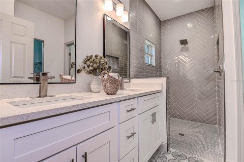 Casa en venta en Saint Petersburg, Florida, 3 dormitorios, 130.25 m2 № 1918165 - foto 20