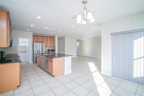 Casa en venta en Kissimmee, Florida, 4 dormitorios, 214.33 m2 № 1788259 - foto 11