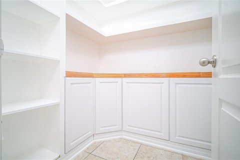 Casa en venta en Kissimmee, Florida, 4 dormitorios, 214.33 m2 № 1788259 - foto 16