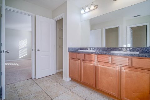 Casa en venta en Kissimmee, Florida, 4 dormitorios, 214.33 m2 № 1788259 - foto 24