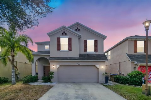 Casa en venta en Kissimmee, Florida, 4 dormitorios, 214.33 m2 № 1788259 - foto 1