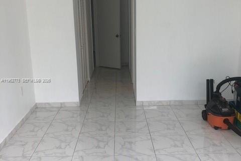 Купить кондоминиум в Майами, Флорида 1 спальня, 83.43м2, № 2023890 - фото 8