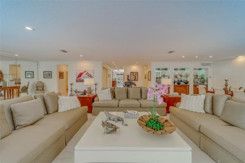 Adosado en alquiler en Belleair, Florida, 4 dormitorios, 517.19 m2 № 1902795 - foto 28