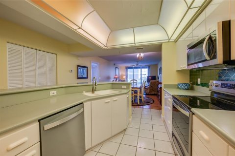 Купить кондоминиум в Порт-Оранж, Флорида 5 комнат, 139.35м2, № 2140517 - фото 15