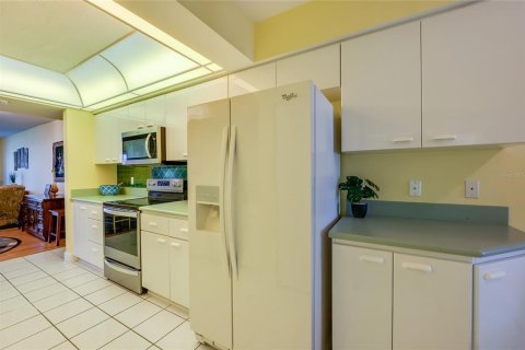 Купить кондоминиум в Порт-Оранж, Флорида 5 комнат, 139.35м2, № 2140517 - фото 13
