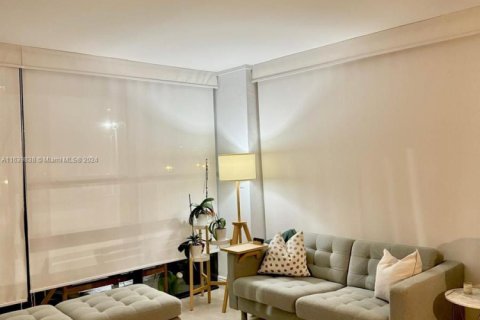 Condominio en venta en Miami, Florida, 2 dormitorios, 113.15 m2 № 1979520 - foto 18