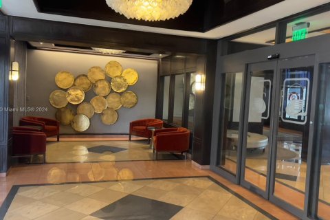 Condominio en venta en Miami, Florida, 2 dormitorios, 113.15 m2 № 1979520 - foto 3